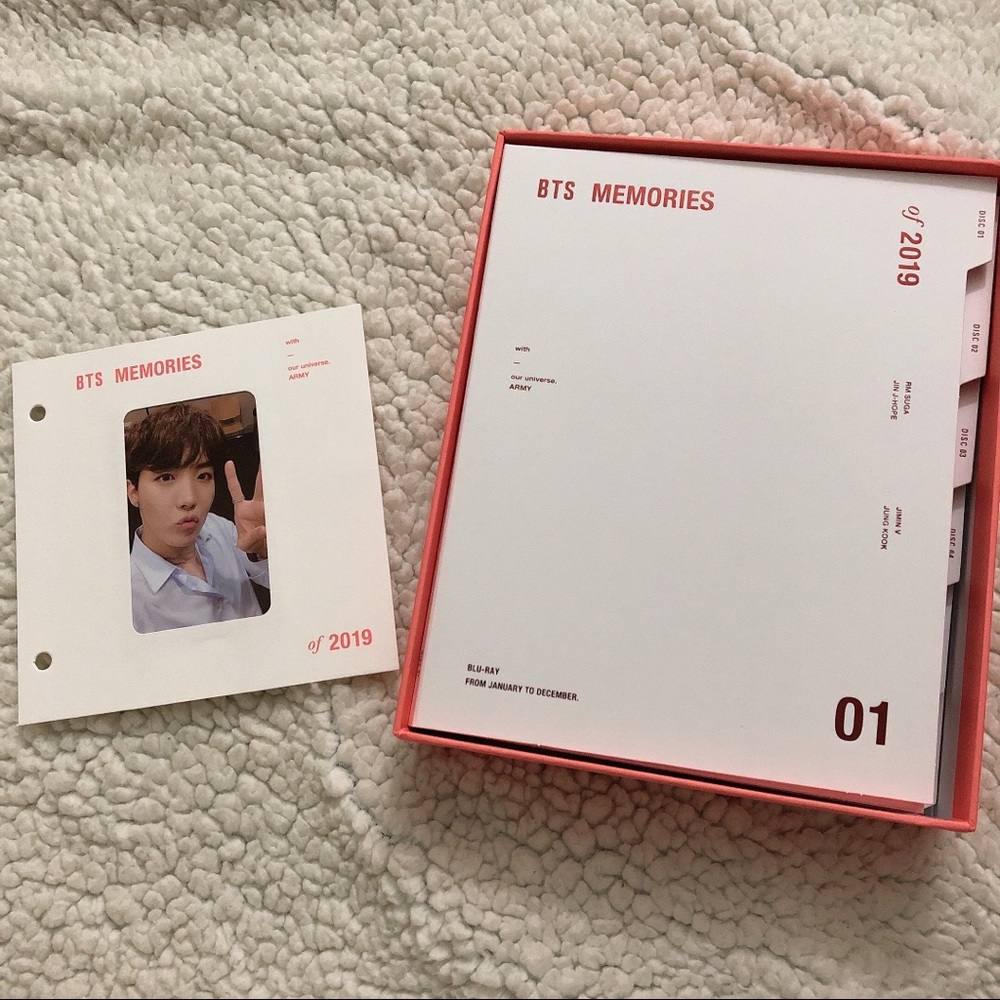 BTS Memories of 2019 BLUE-RAY - Picture 4 of 8